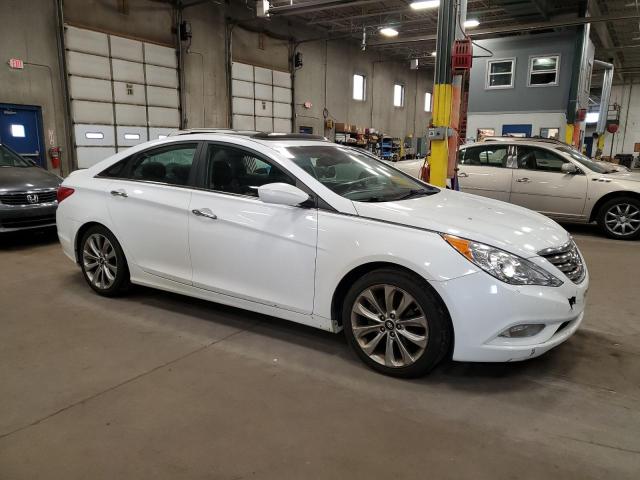 Photo 3 VIN: 5NPEC4AC0DH631000 - HYUNDAI SONATA SE 