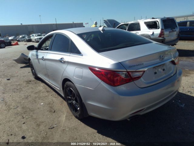 Photo 2 VIN: 5NPEC4AC0DH634561 - HYUNDAI SONATA 