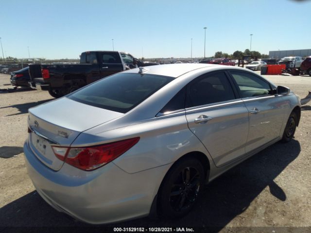 Photo 3 VIN: 5NPEC4AC0DH634561 - HYUNDAI SONATA 