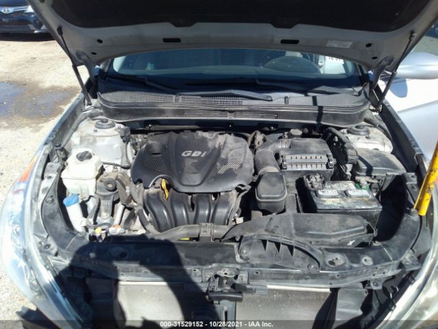 Photo 9 VIN: 5NPEC4AC0DH634561 - HYUNDAI SONATA 