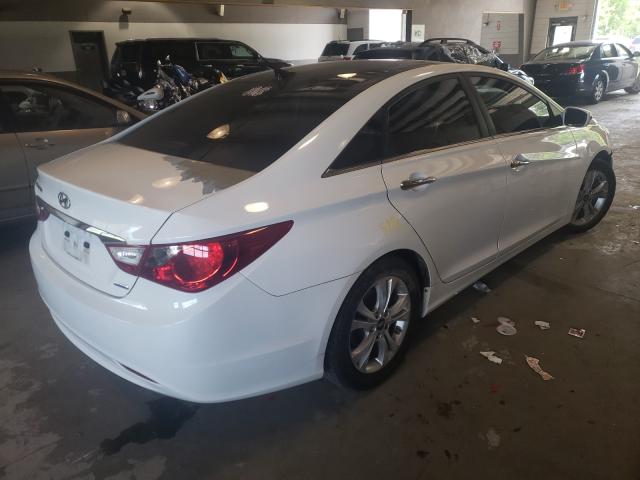 Photo 3 VIN: 5NPEC4AC0DH639355 - HYUNDAI SONATA SE 