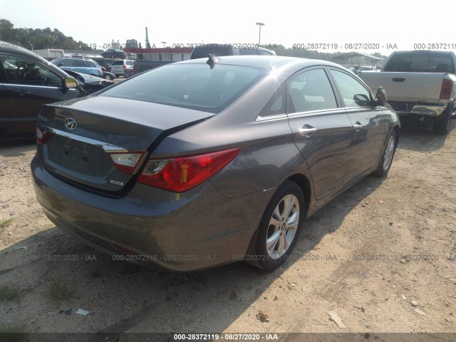 Photo 3 VIN: 5NPEC4AC0DH652445 - HYUNDAI SONATA 