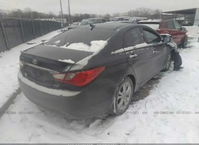 Photo 3 VIN: 5NPEC4AC0DH656768 - HYUNDAI SONATA 