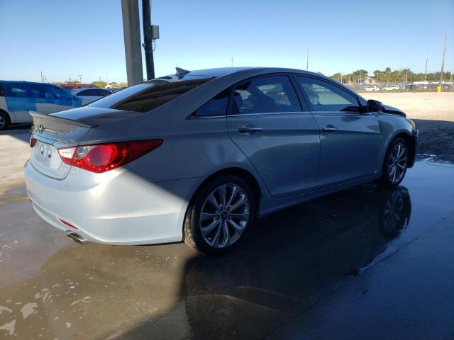 Photo 2 VIN: 5NPEC4AC0DH659959 - HYUNDAI SONATA SE 