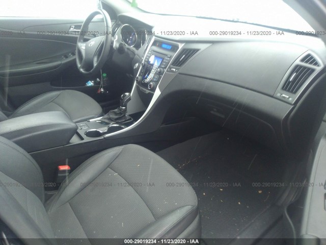 Photo 4 VIN: 5NPEC4AC0DH683257 - HYUNDAI SONATA 