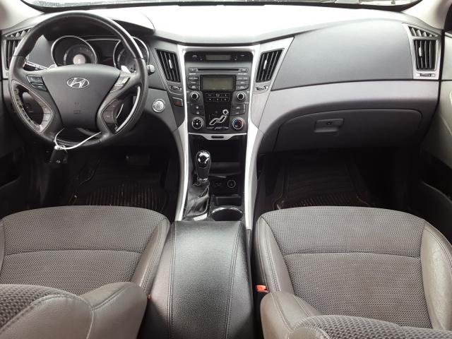 Photo 8 VIN: 5NPEC4AC0DH725443 - HYUNDAI SONATA SE 