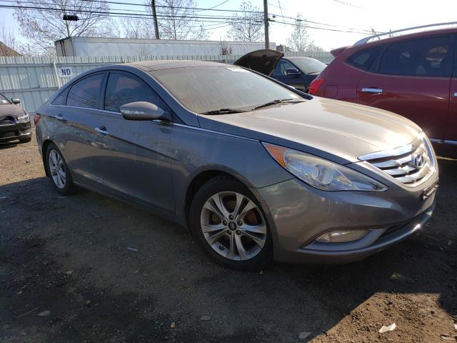 Photo 3 VIN: 5NPEC4AC0DH780619 - HYUNDAI SONATA SE 