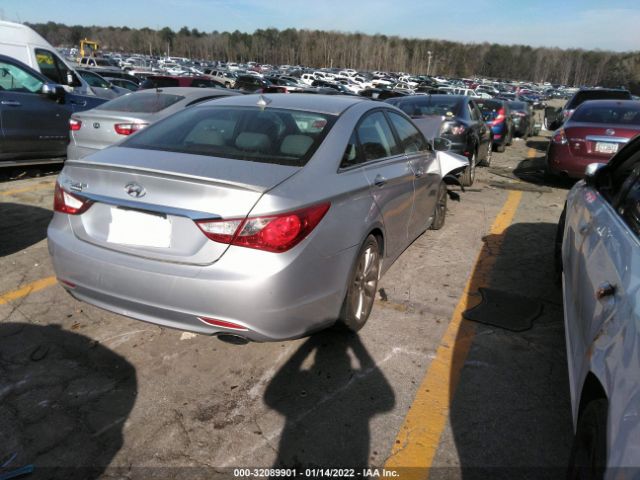 Photo 3 VIN: 5NPEC4AC0DH789661 - HYUNDAI SONATA 