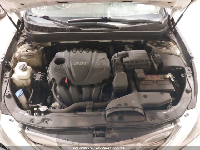 Photo 9 VIN: 5NPEC4AC0DH805020 - HYUNDAI SONATA 