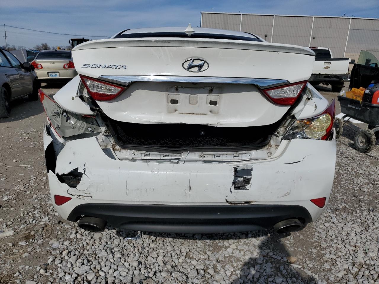 Photo 5 VIN: 5NPEC4AC0EH863002 - HYUNDAI SONATA 