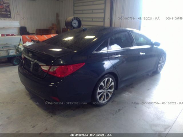 Photo 3 VIN: 5NPEC4AC0EH913493 - HYUNDAI SONATA 