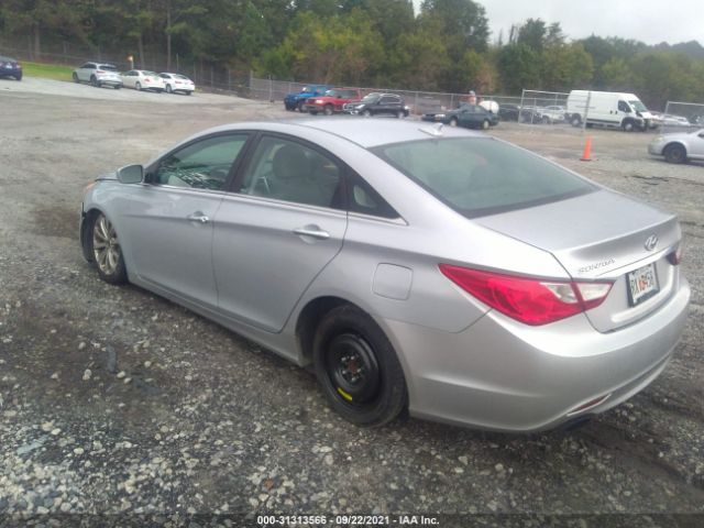 Photo 2 VIN: 5NPEC4AC1BH024410 - HYUNDAI SONATA 