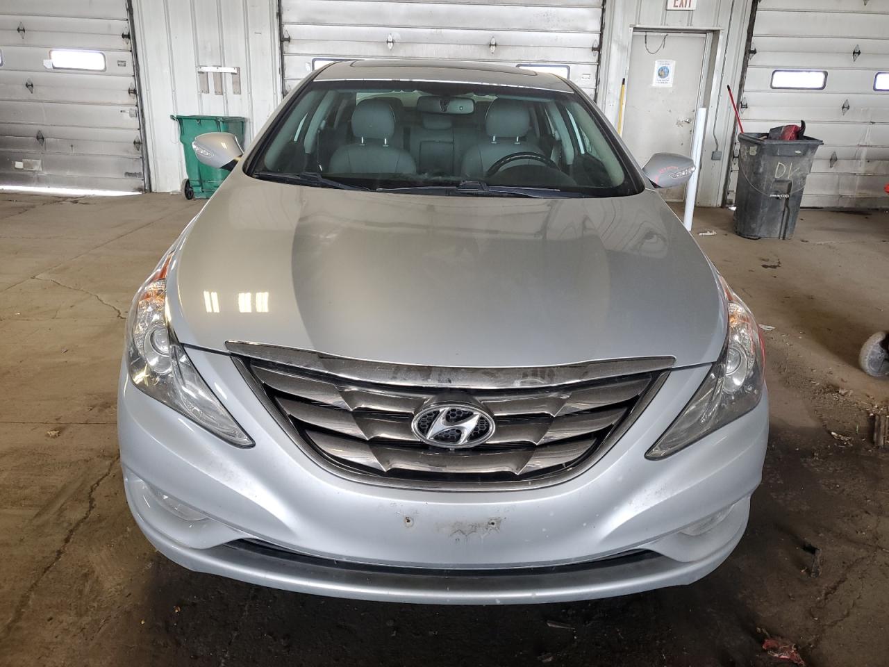 Photo 4 VIN: 5NPEC4AC1BH025766 - HYUNDAI SONATA 