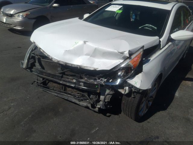 Photo 5 VIN: 5NPEC4AC1BH034483 - HYUNDAI SONATA 