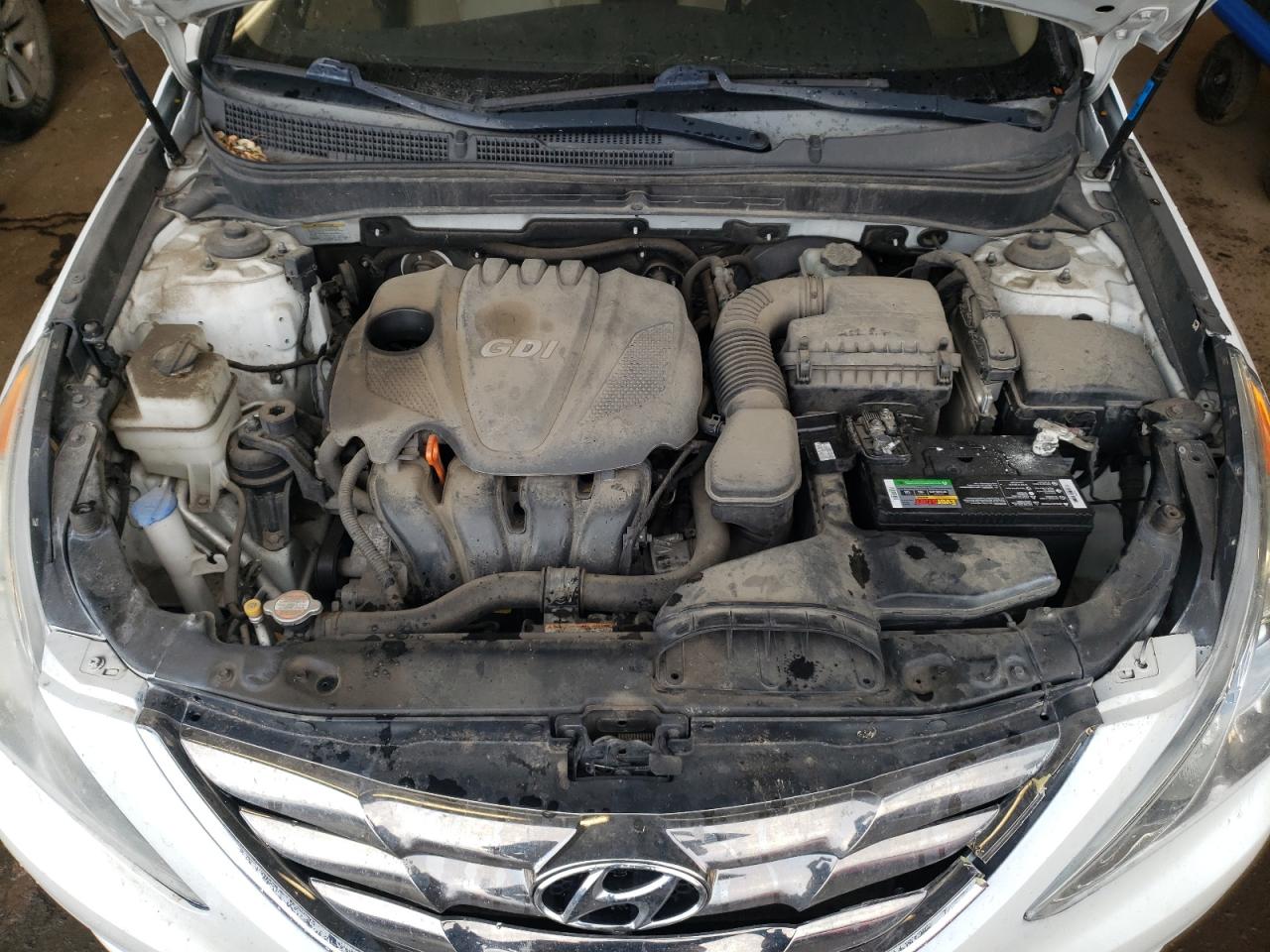 Photo 10 VIN: 5NPEC4AC1BH040123 - HYUNDAI SONATA 