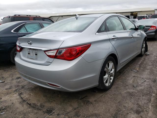 Photo 3 VIN: 5NPEC4AC1BH088866 - HYUNDAI SONATA 