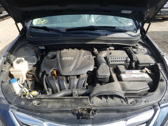 Photo 6 VIN: 5NPEC4AC1BH107903 - HYUNDAI SONATA SE 