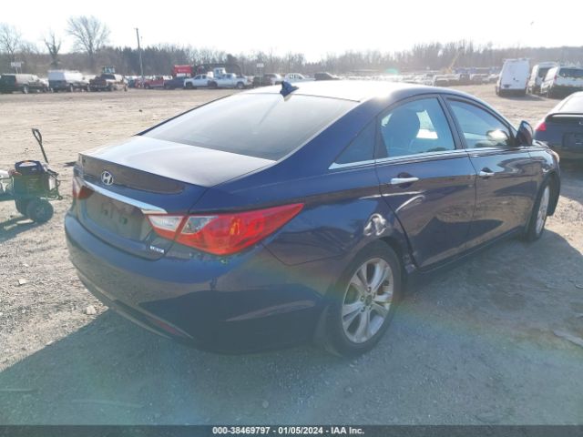 Photo 3 VIN: 5NPEC4AC1BH116049 - HYUNDAI SONATA 