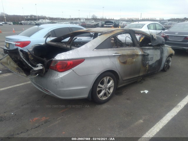 Photo 3 VIN: 5NPEC4AC1BH126547 - HYUNDAI SONATA 