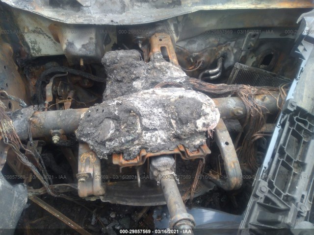 Photo 6 VIN: 5NPEC4AC1BH126547 - HYUNDAI SONATA 