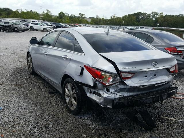 Photo 2 VIN: 5NPEC4AC1BH129979 - HYUNDAI SONATA SE 