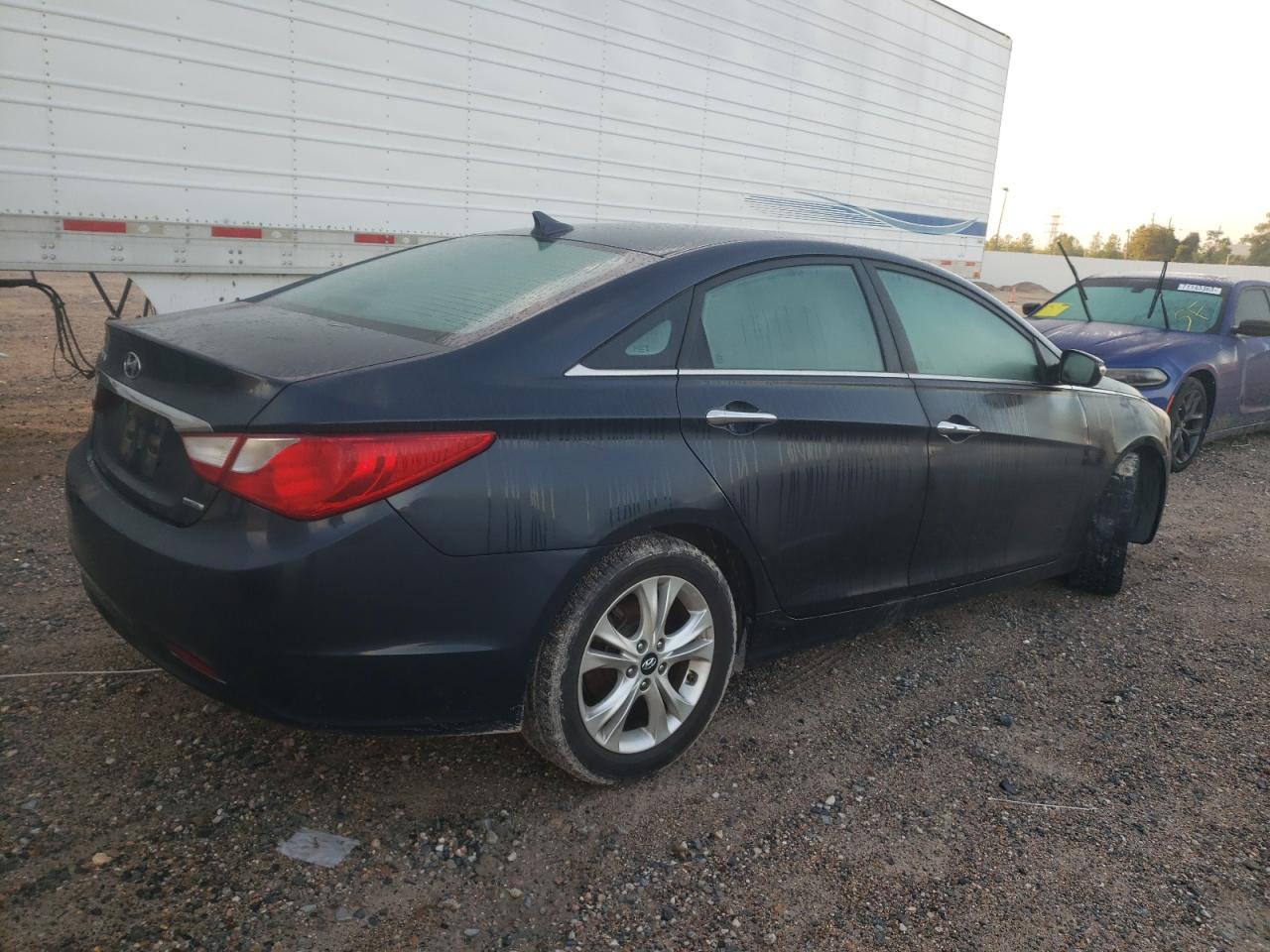 Photo 2 VIN: 5NPEC4AC1BH139170 - HYUNDAI SONATA 