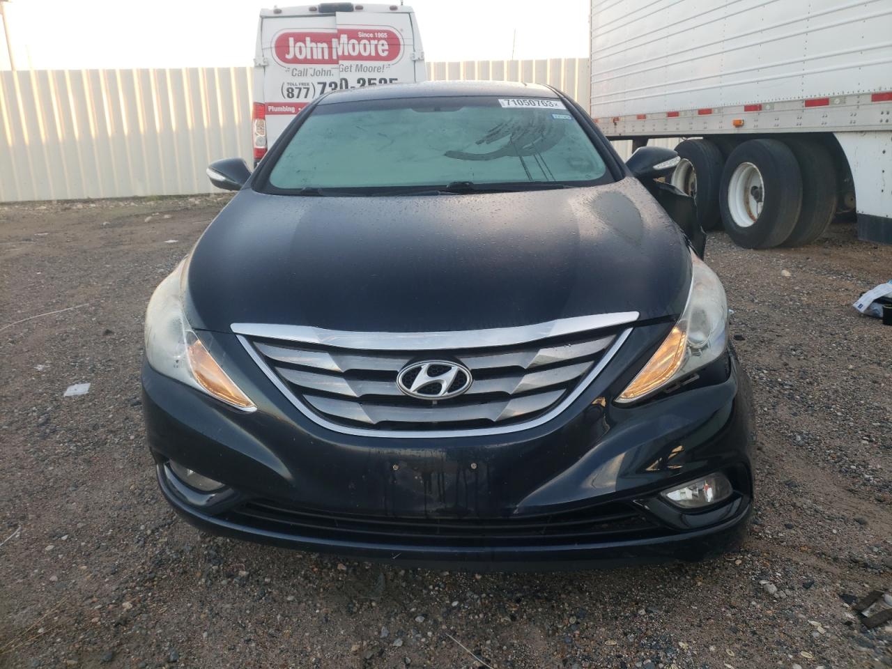 Photo 4 VIN: 5NPEC4AC1BH139170 - HYUNDAI SONATA 