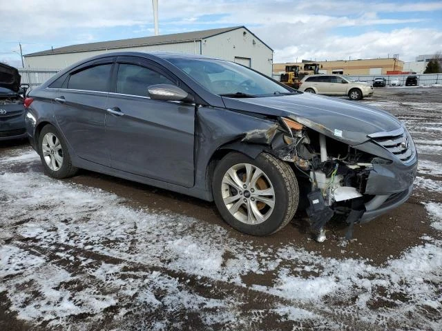 Photo 3 VIN: 5NPEC4AC1BH143770 - HYUNDAI SONATA SE 