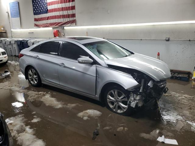 Photo 3 VIN: 5NPEC4AC1BH157457 - HYUNDAI SONATA 