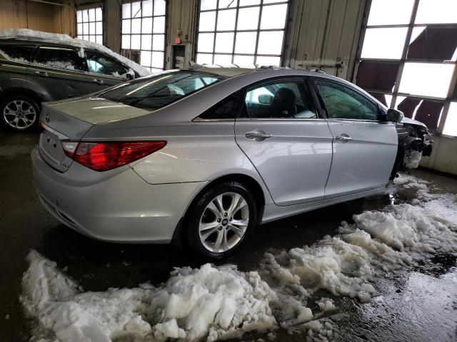 Photo 2 VIN: 5NPEC4AC1BH235610 - HYUNDAI SONATA SE 