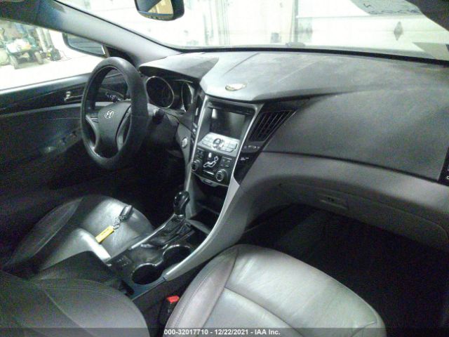 Photo 4 VIN: 5NPEC4AC1BH246347 - HYUNDAI SONATA 