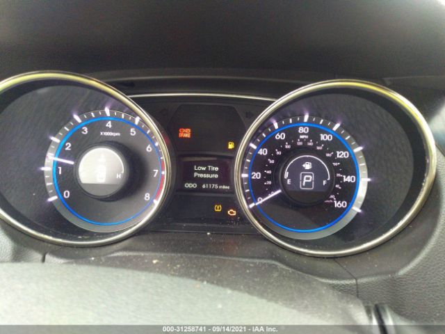 Photo 6 VIN: 5NPEC4AC1BH258157 - HYUNDAI SONATA 