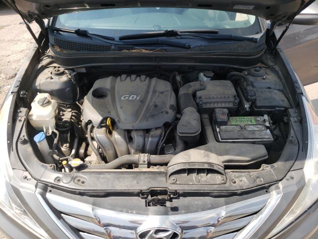 Photo 6 VIN: 5NPEC4AC1BH285326 - HYUNDAI SONATA SE 