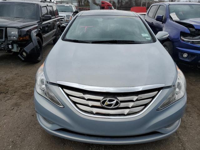 Photo 4 VIN: 5NPEC4AC1CH328886 - HYUNDAI SONATA SE 