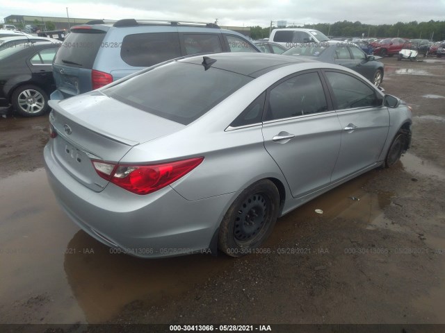 Photo 3 VIN: 5NPEC4AC1CH358891 - HYUNDAI SONATA 