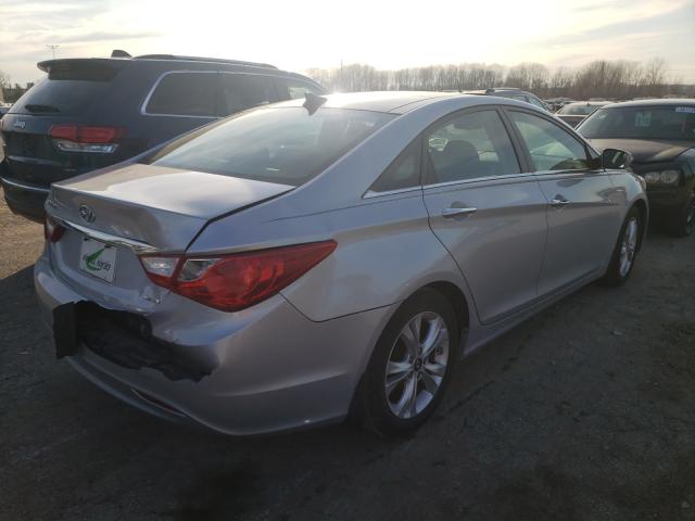 Photo 3 VIN: 5NPEC4AC1CH373603 - HYUNDAI SONATA SE 