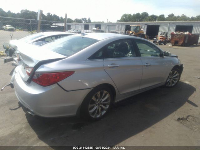 Photo 3 VIN: 5NPEC4AC1CH385718 - HYUNDAI SONATA 