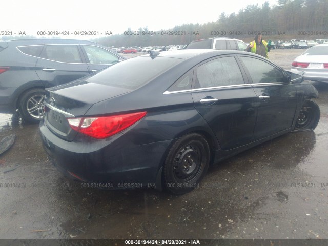 Photo 3 VIN: 5NPEC4AC1CH386741 - HYUNDAI SONATA 