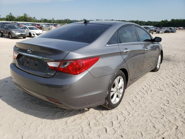 Photo 3 VIN: 5NPEC4AC1CH389915 - HYUNDAI SONATA SE 