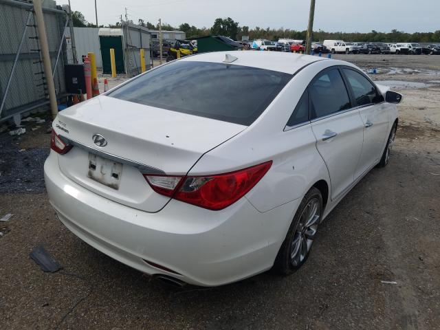 Photo 3 VIN: 5NPEC4AC1CH404980 - HYUNDAI SONATA SE 