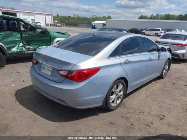 Photo 3 VIN: 5NPEC4AC1CH413629 - HYUNDAI SONATA 