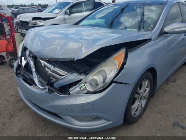 Photo 5 VIN: 5NPEC4AC1CH413629 - HYUNDAI SONATA 