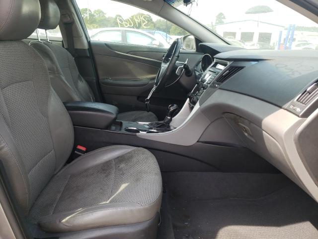 Photo 4 VIN: 5NPEC4AC1CH414005 - HYUNDAI SONATA SE 