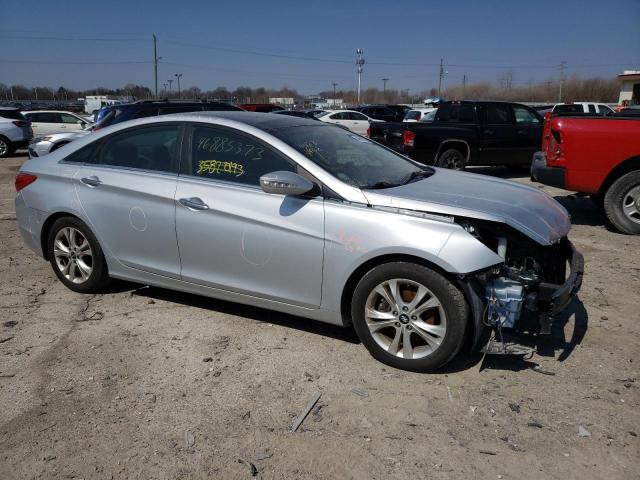 Photo 3 VIN: 5NPEC4AC1CH427840 - HYUNDAI SONATA SE 