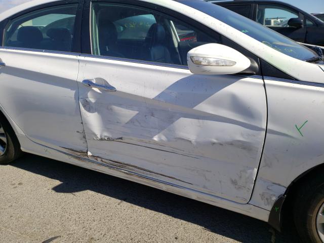 Photo 8 VIN: 5NPEC4AC1CH429460 - HYUNDAI SONATA SE 