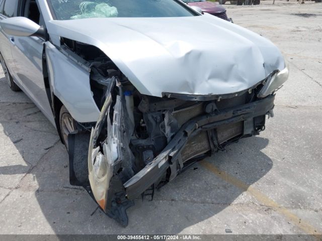 Photo 5 VIN: 5NPEC4AC1CH451359 - HYUNDAI SONATA 