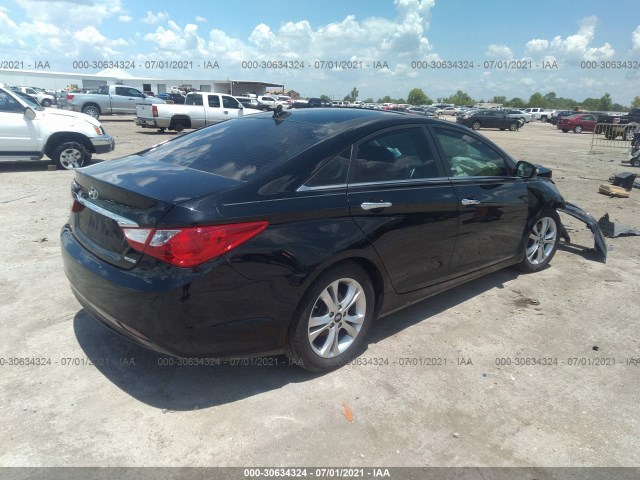 Photo 3 VIN: 5NPEC4AC1CH457307 - HYUNDAI SONATA 