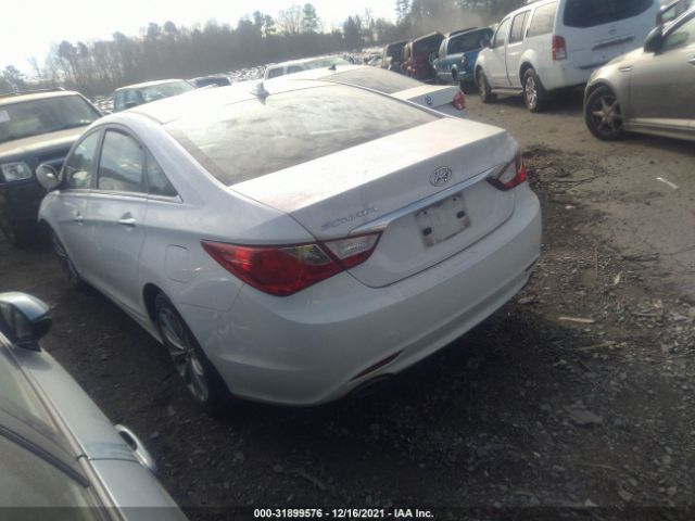 Photo 2 VIN: 5NPEC4AC1DH539703 - HYUNDAI SONATA 