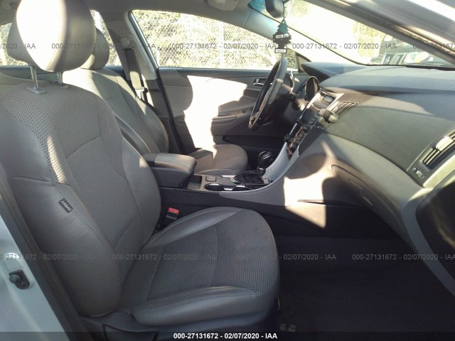 Photo 4 VIN: 5NPEC4AC1DH542942 - HYUNDAI SONATA 