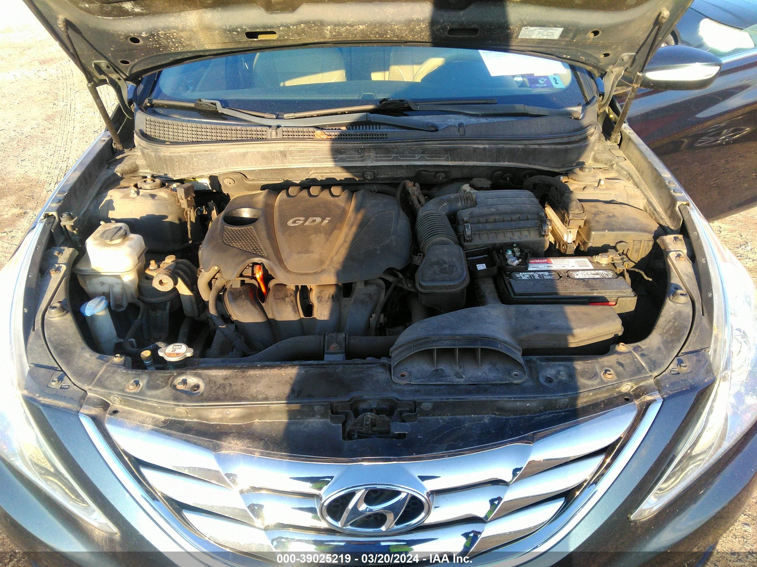 Photo 9 VIN: 5NPEC4AC1DH570742 - HYUNDAI SONATA 